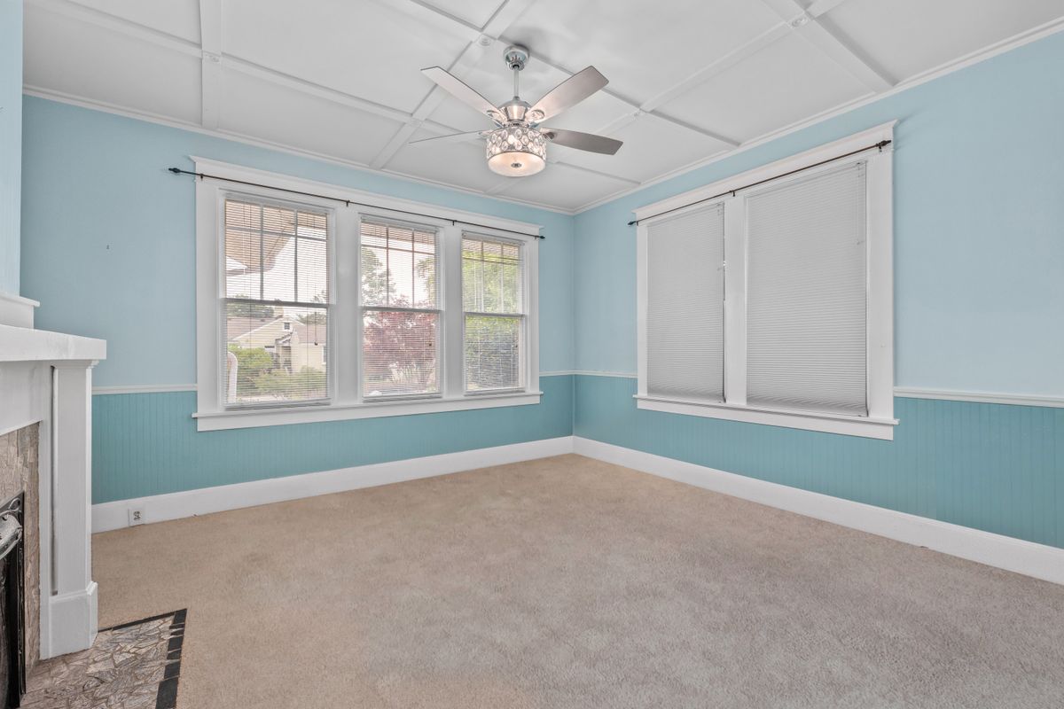 Neutral carpet installed in a bright residential room